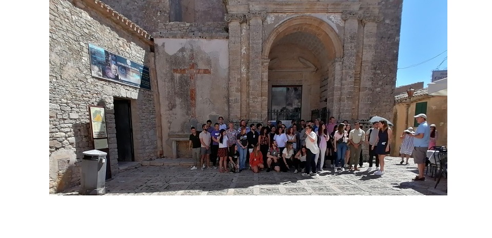 Erice 2022 - Group photo